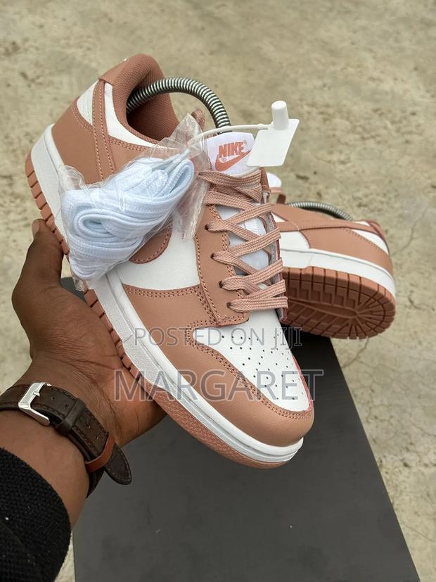 Sb Dunk Sneakers - thumbnail 2