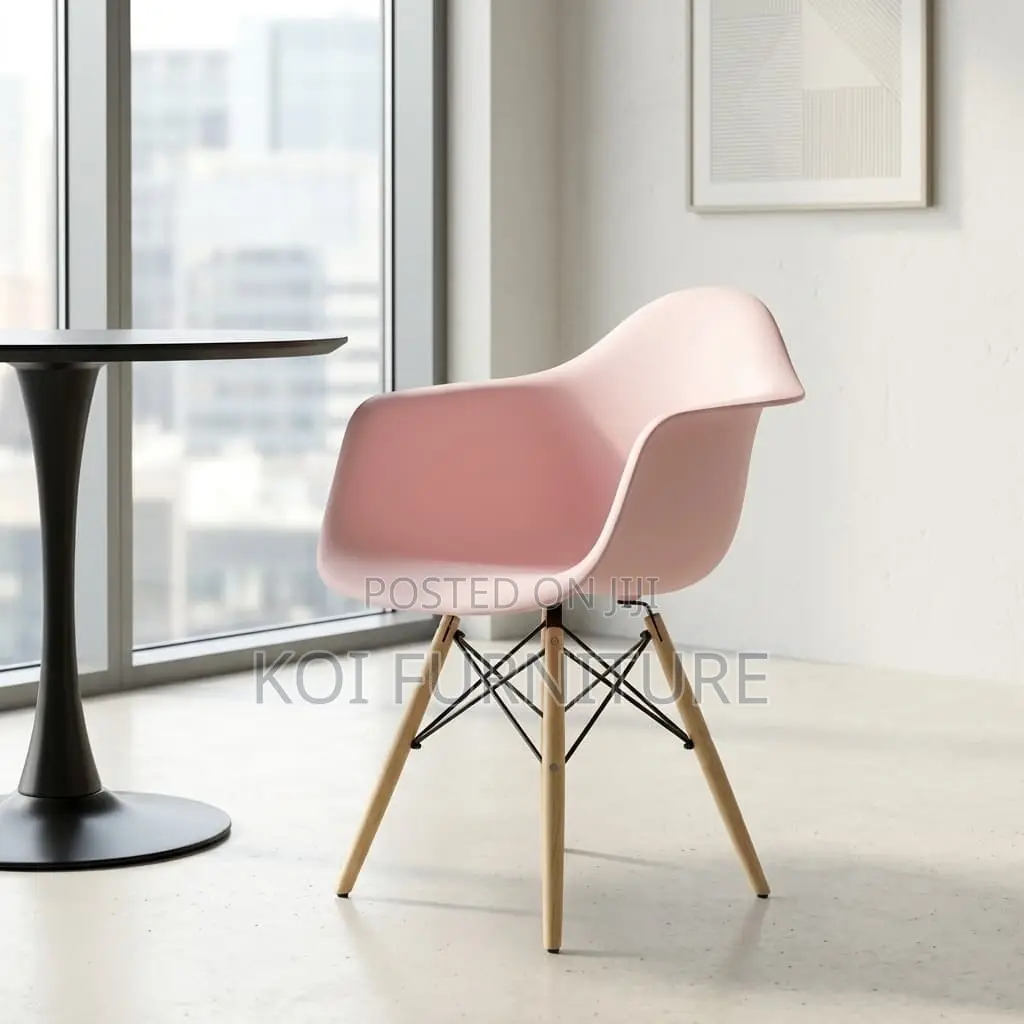 Home Chair : Pink Eames-Style Armchair