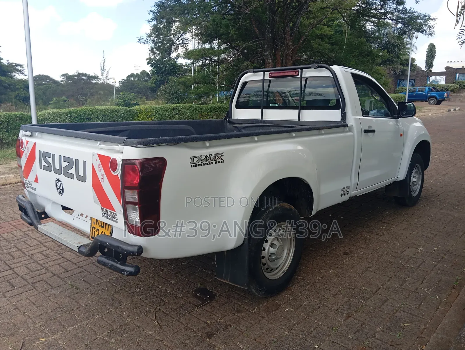 Isuzu D-MAX 2022 White