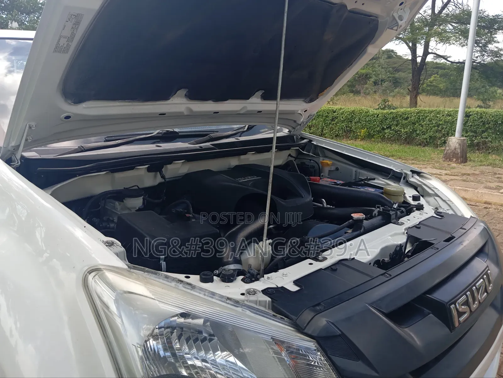 Isuzu D-MAX 2022 White