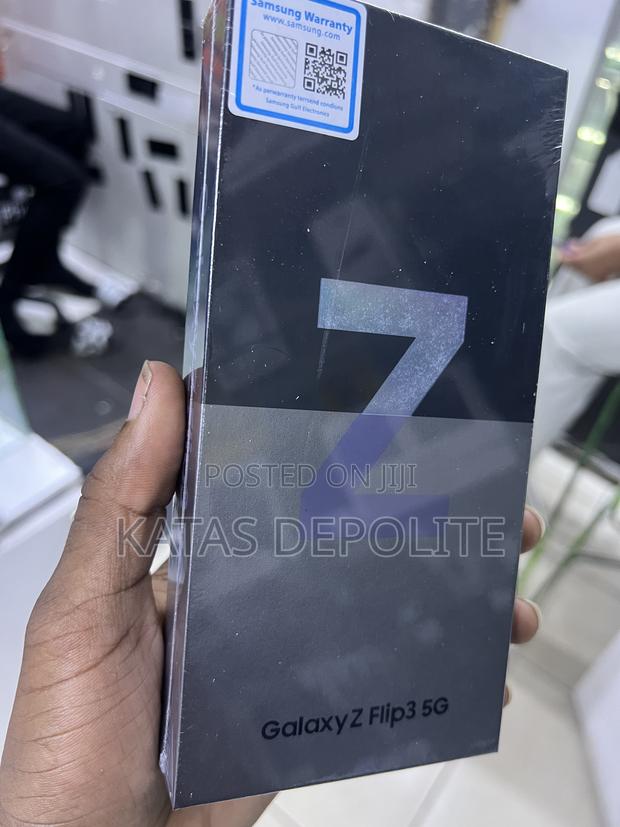 New Samsung Galaxy Z Flip 3 256 GB Black