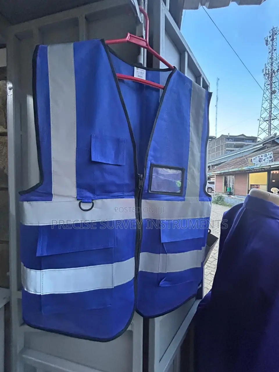 Heavy-duty Safety Reflector Vest With Utility Pockets