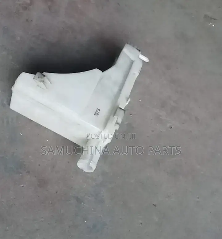 Coolant Reservoir Bottle Nissan Note E11