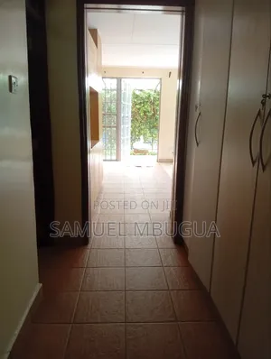 2bdrm Bungalow in Karen for rent