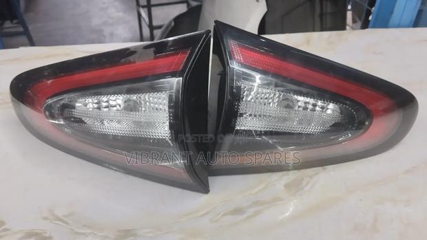 Toyota Sienta Bootlights
