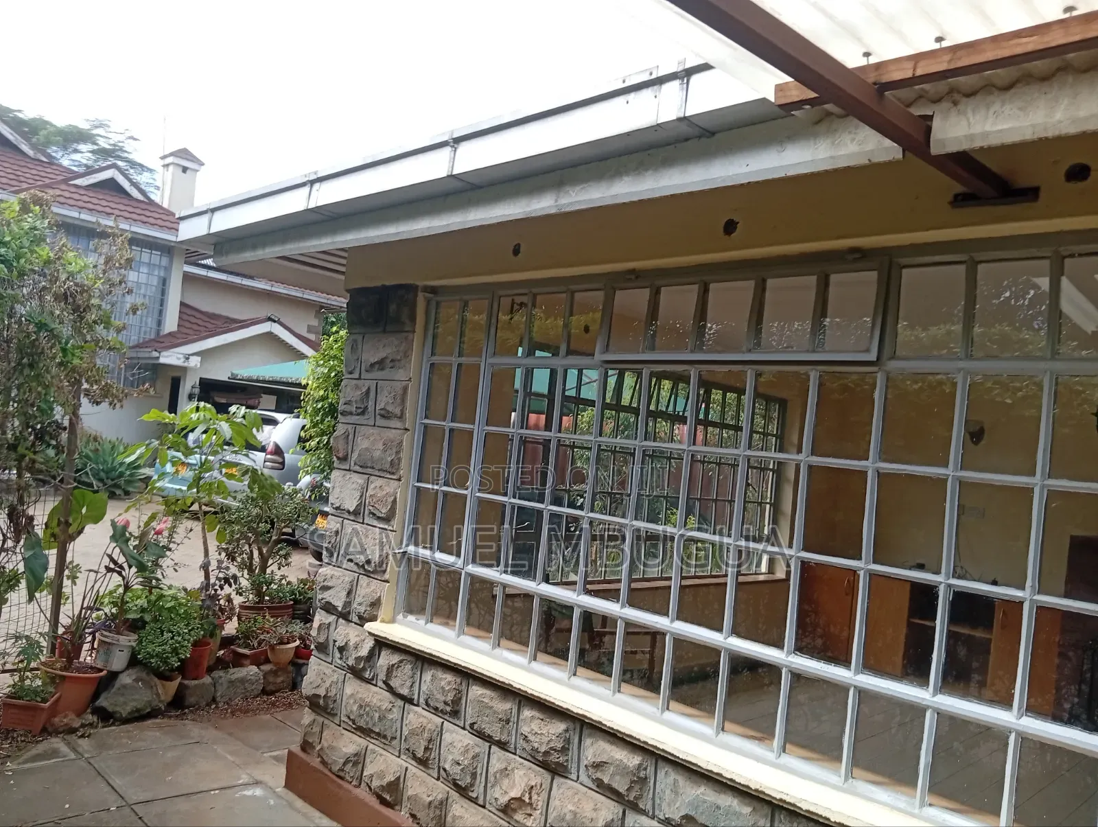 2bdrm Bungalow in Karen for rent