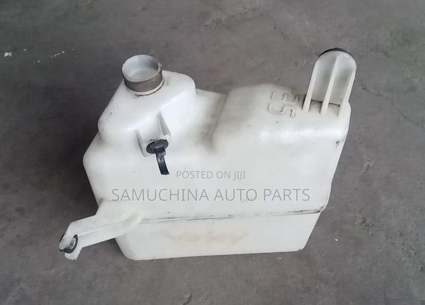 Dust Collector Toyota Voxy Zrr70