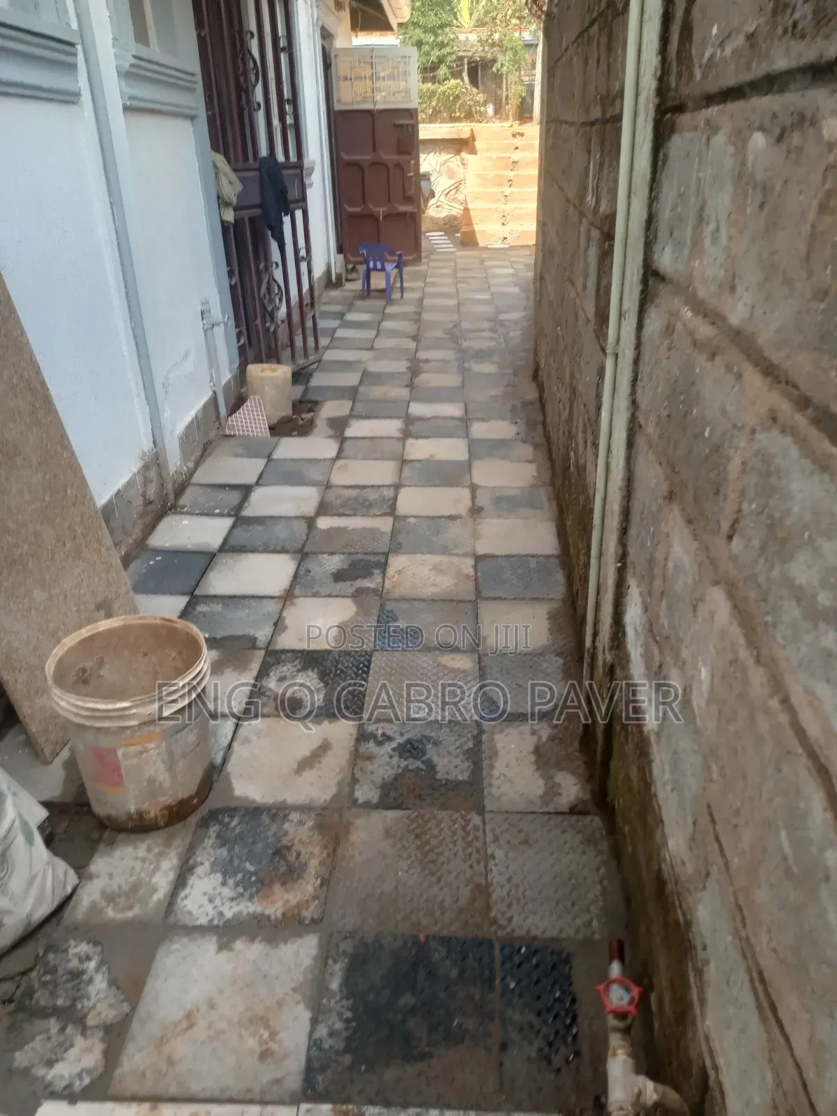 Professional Cabro Paving Installation and Polishing