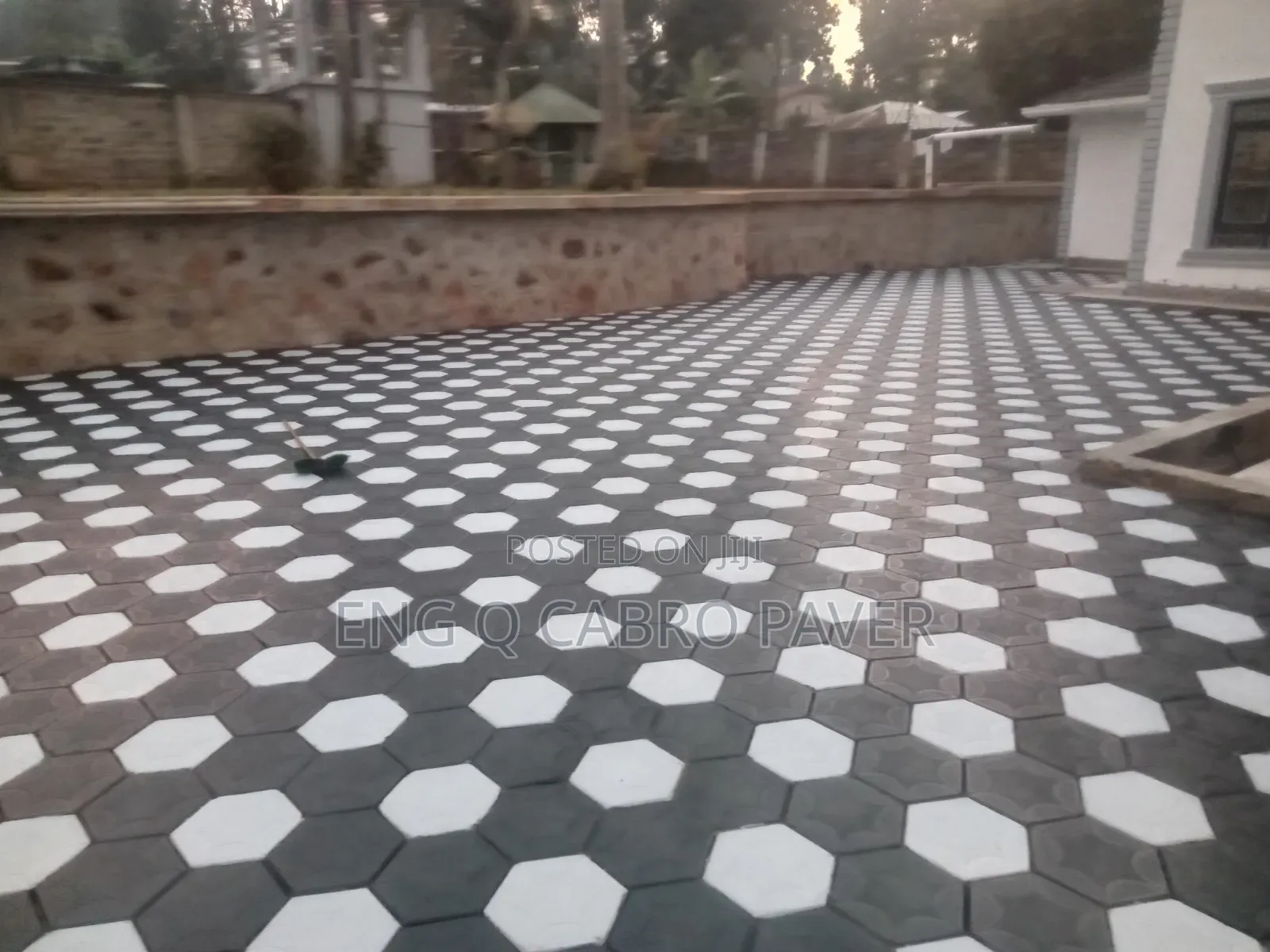Professional Cabro Paving Installation and Polishing