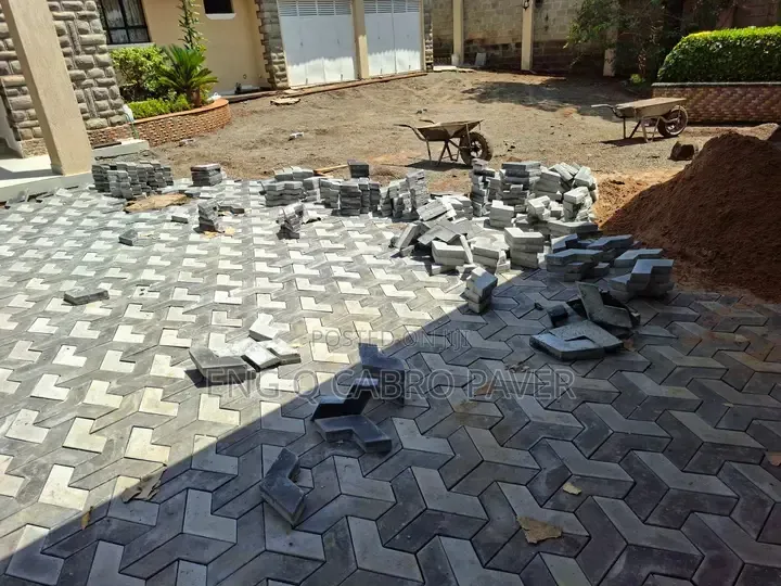 Professional Cabro Paving Installation and Polishing
