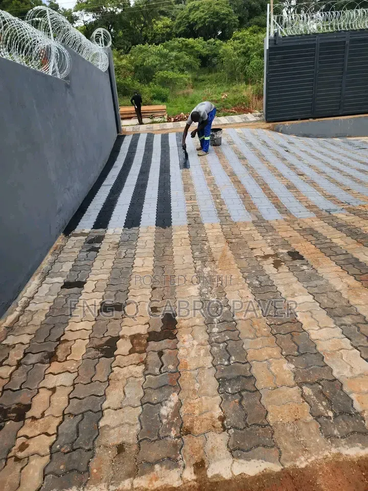 Professional Cabro Paving Installation and Polishing