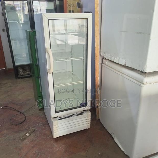 Three Tray White Fridge Medium - thumbnail 4