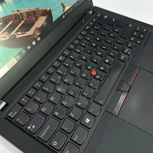 Laptop Lenovo ThinkPad T14s G4 16GB Intel Core Ultra 7 SSD 512GB