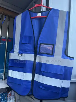 Construction Safety Reflector Vest With Multiple Pockets