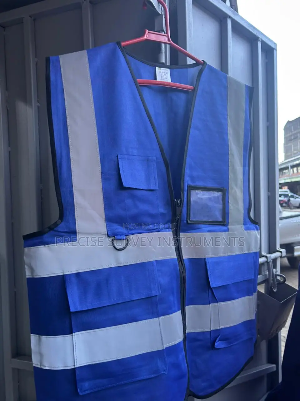 Reflective Utility Vest With Reinforced Pocket Design