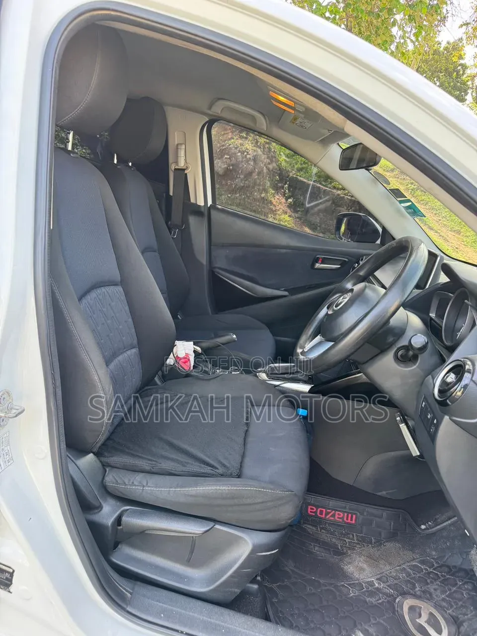 Mazda Demio 2017 White