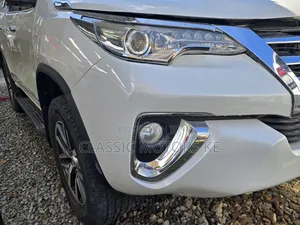 Toyota Fortuner 2.8 D AWD 2017 White