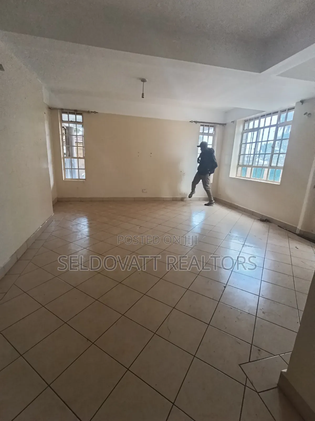 3bdrm Apartment in Uthiru for rent