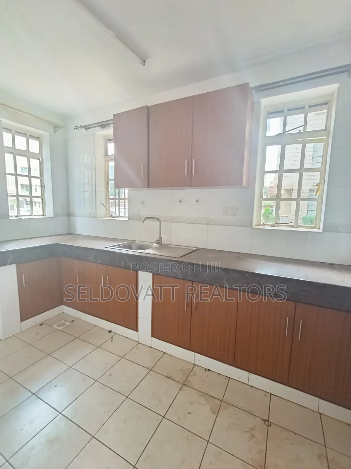 3bdrm Apartment in Uthiru for rent