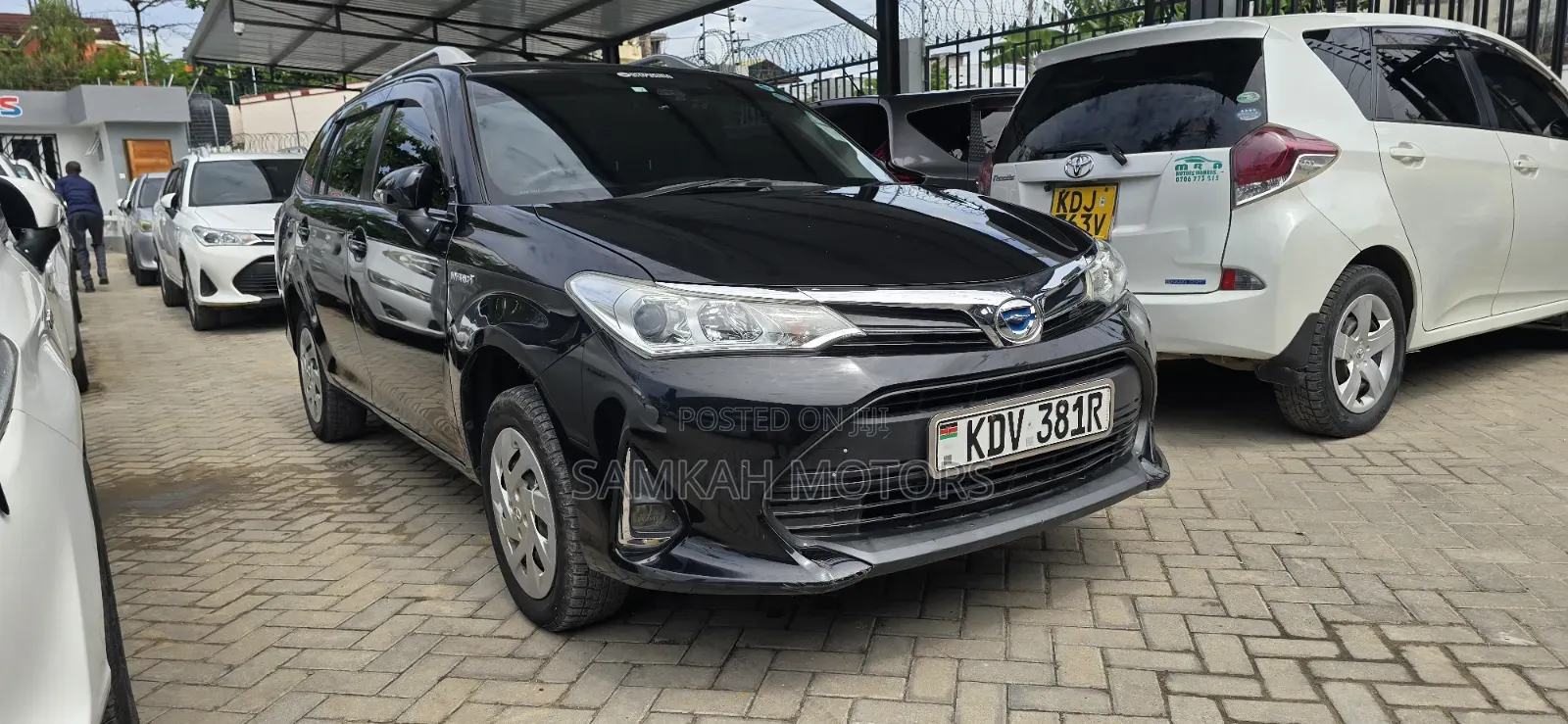 Toyota Corolla Fielder 2018 Black