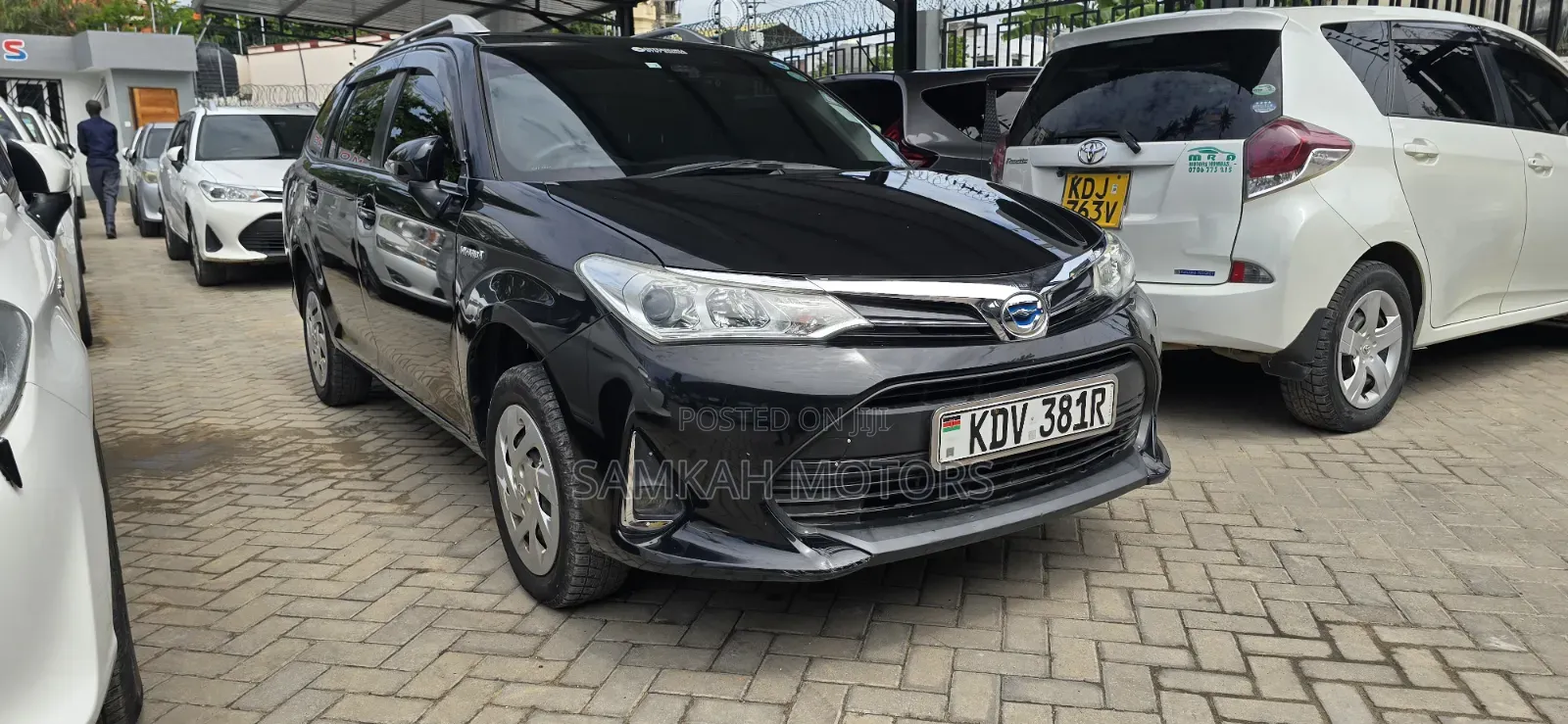 Toyota Corolla Fielder 2018 Black
