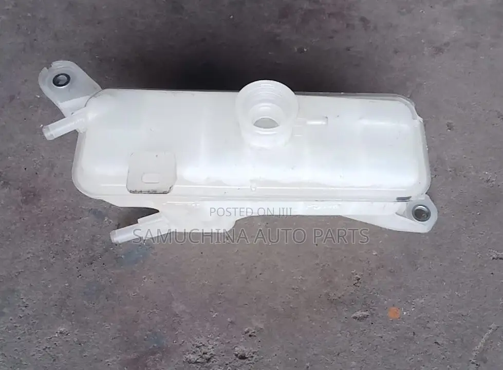Coolant Reservoir Bottle Toyota Rav4/ Lexus