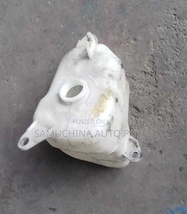 Coolant Reservoir Botte Toyota Wish New Model