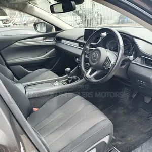 Mazda Axela 2019 Gray