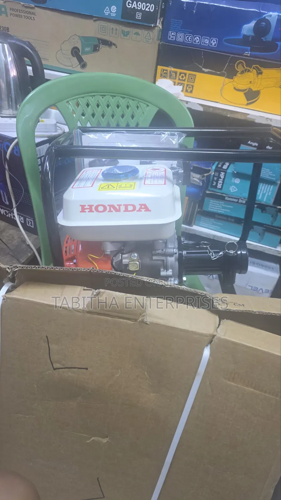 Honda Complete Concrete Vibrator /