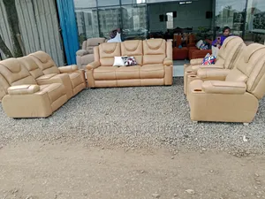 Semi Recliner