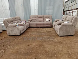 Semi Recliner