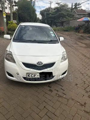 Toyota Belta 2008 White