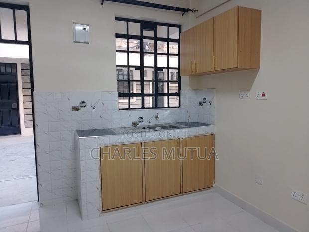 1bdrm Bedsitter in Junction for rent - thumbnail 3