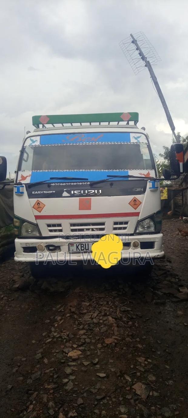 Fuel Tanker Truck (6000lts)