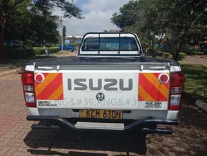 Isuzu D-MAX 2017 White