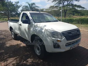 Isuzu D-MAX 2017 White