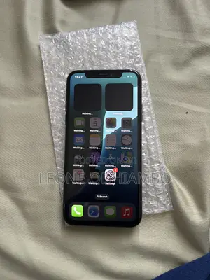 Apple iPhone X 64 GB Black
