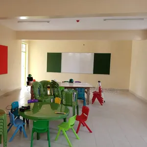 Magnetic Board 6ftx4ft (180cm X 120cm)