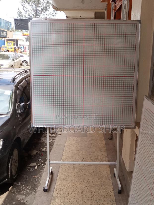 Enhance Science Learning With a High-Quality Portable Graph Board 4ft