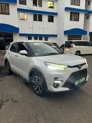 Toyota Raize 1.0 AWD 2020 Off white