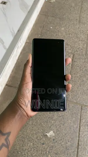 Samsung Galaxy S10 Plus 128 GB Black