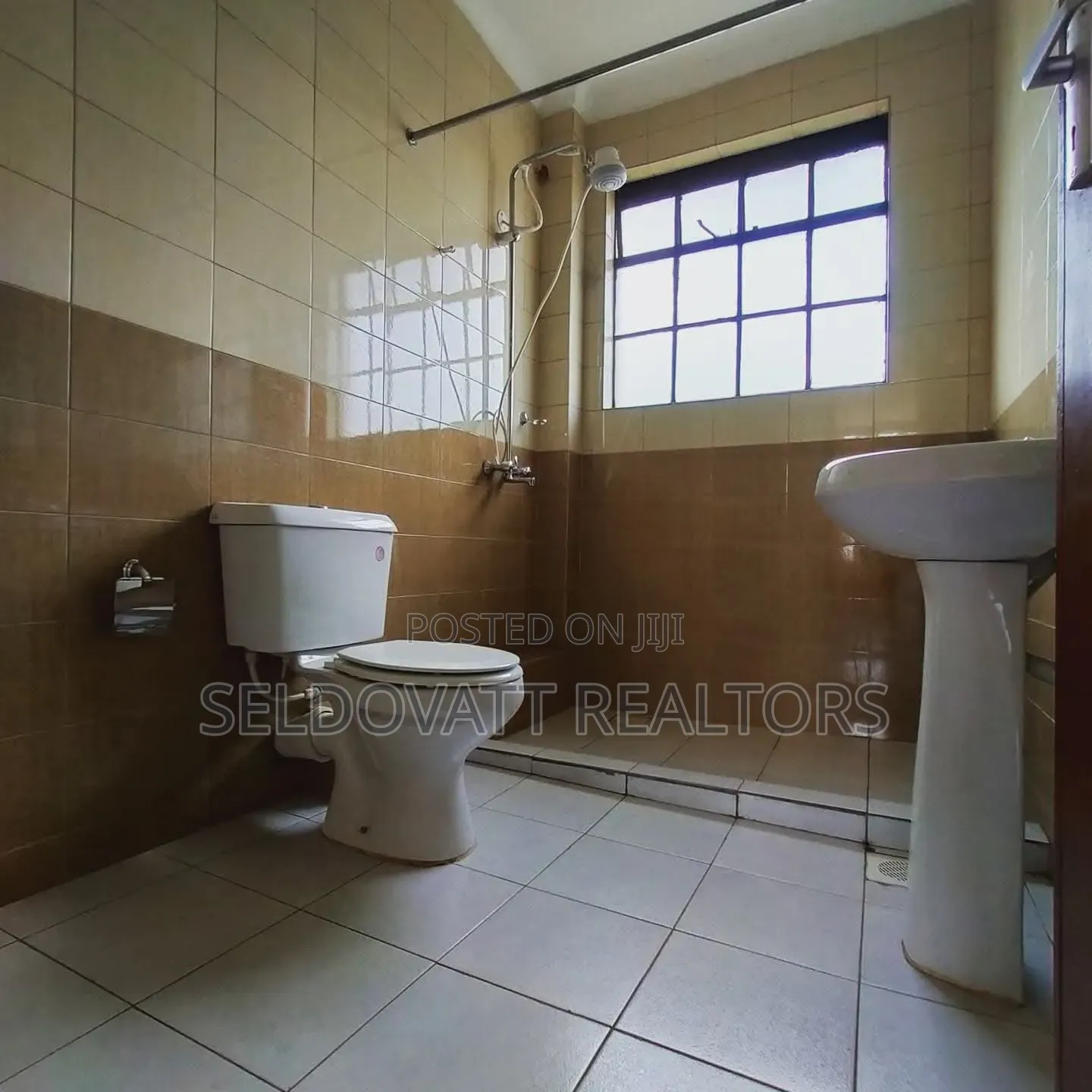 3bdrm Apartment in Naivasha Road, Dagoretti Corner for rent
