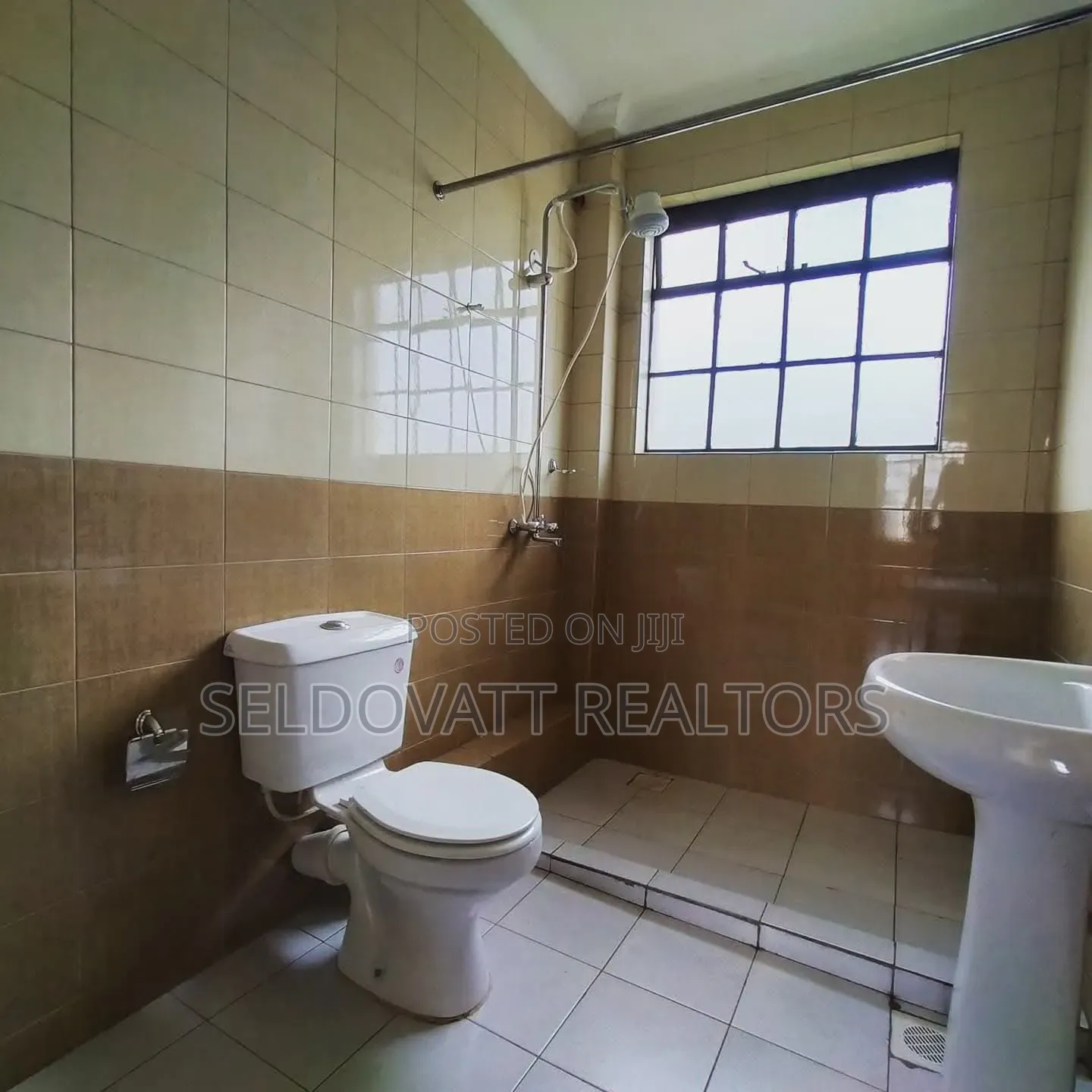 3bdrm Apartment in Naivasha Road, Dagoretti Corner for rent