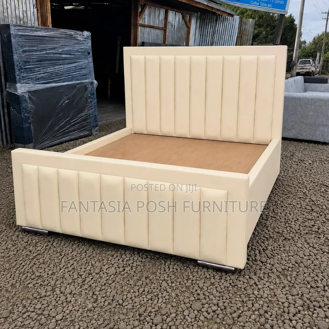 Cream Chester Bed 5 by 6