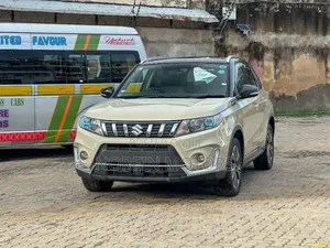 Suzuki Escudo 2022 Beige