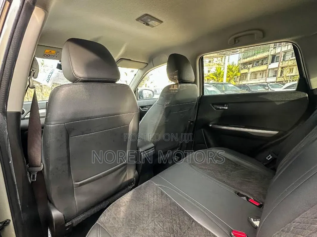 Suzuki Escudo 2022 Beige