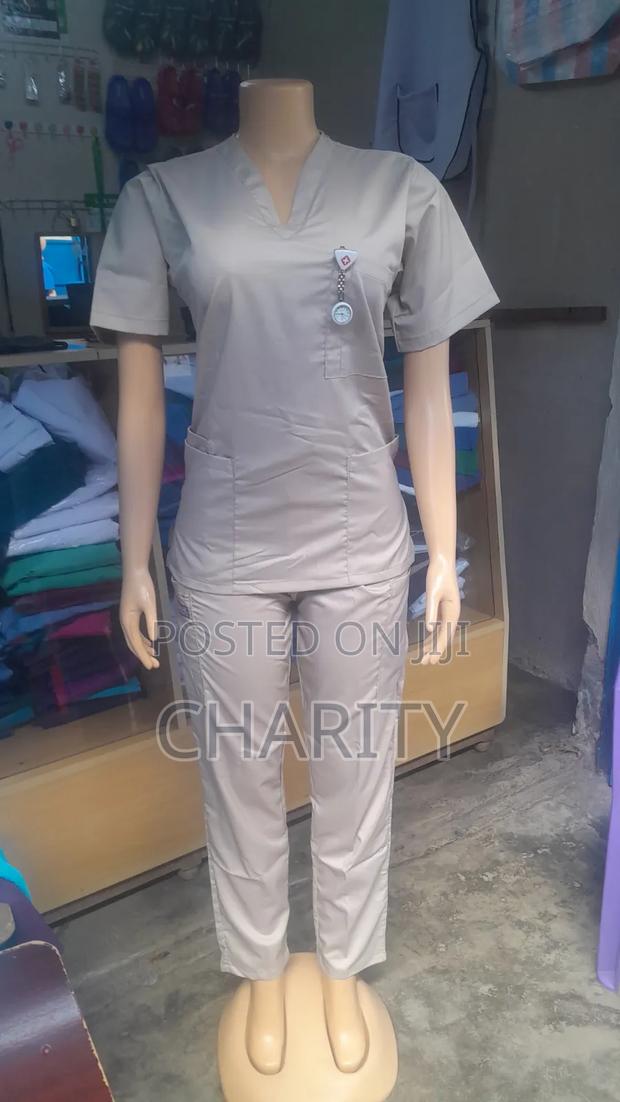 Hospital Scrubs - thumbnail 8