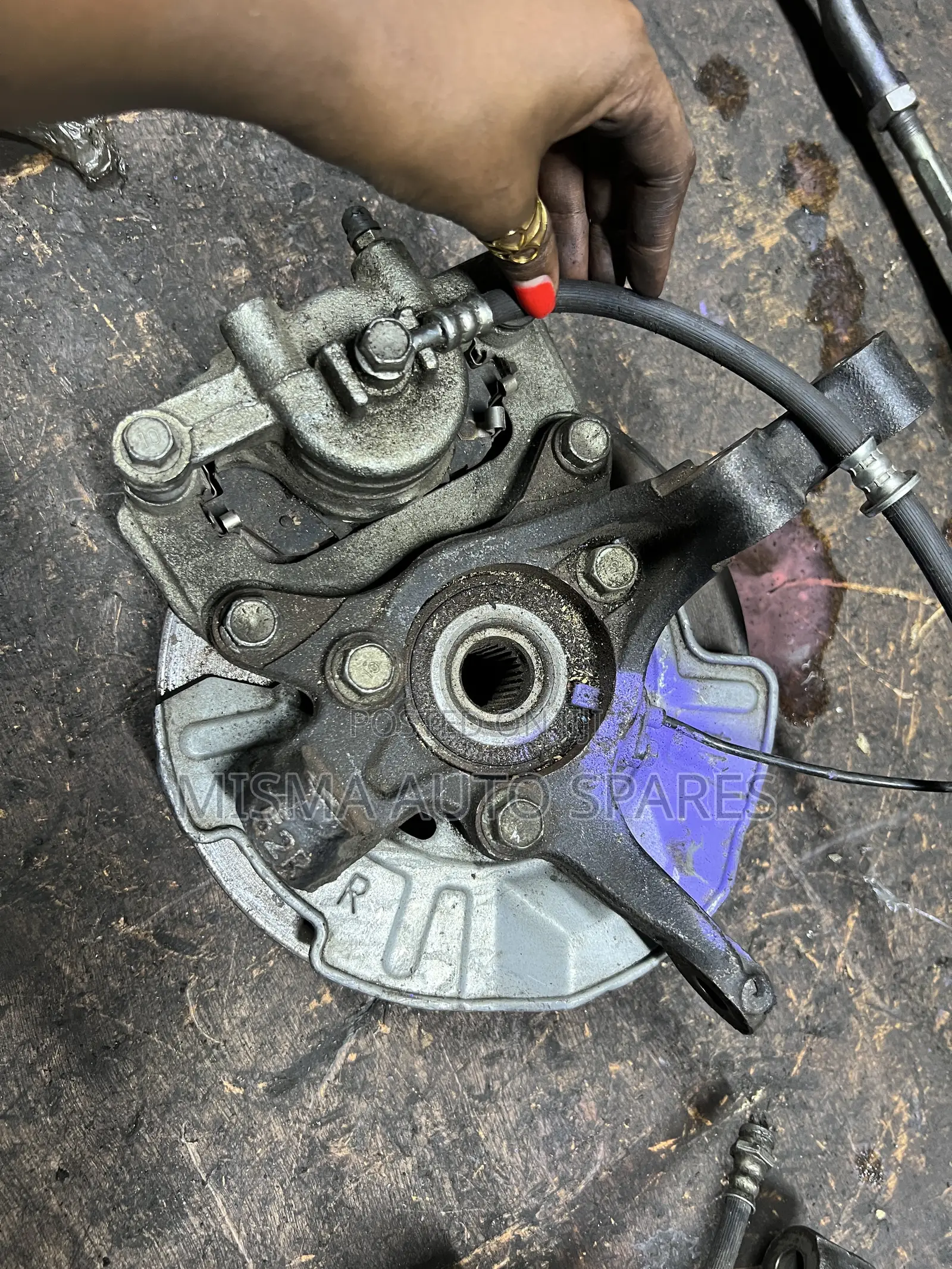 Suzuki Swift Front Hub 2016
