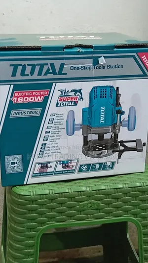 Total 1600w Electric Router