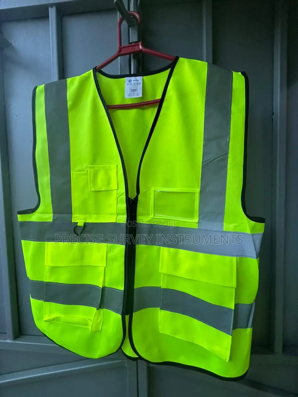 Premium Safety Reflector Vest For Worksites